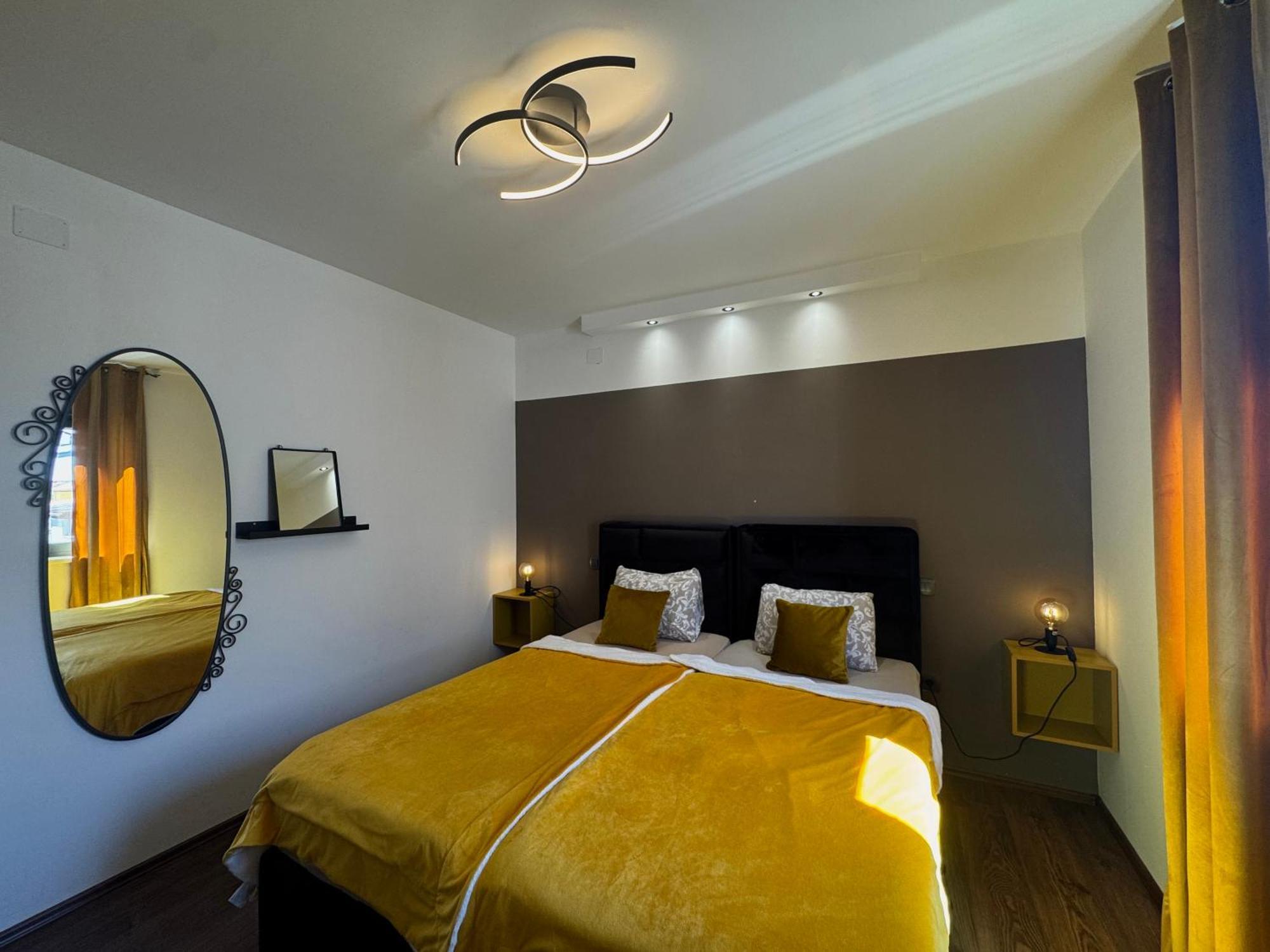 Apartamento Golden Sunset 3 Njivice Exterior foto