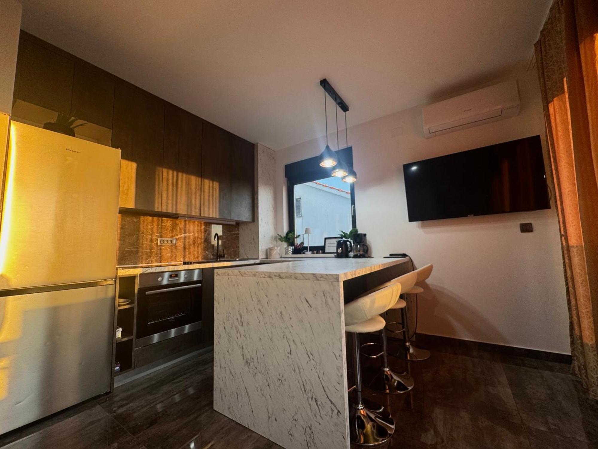 Apartamento Golden Sunset 3 Njivice Exterior foto